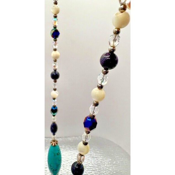 Turquoise Colored Beaded Statement Necklace with Magnetic Clasp 11 inch - Picture 3 of 6